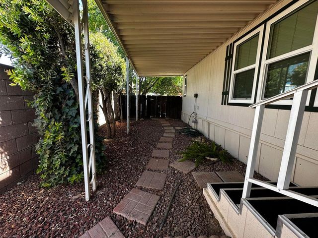 2300 W Morton Avenue Sp. 135, Porterville, CA 93257