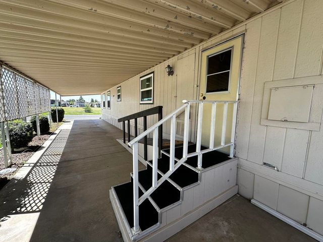 2300 W Morton Avenue Sp. 135, Porterville, CA 93257