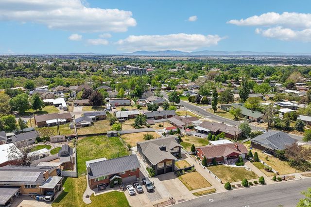 4547 S MADISON AVE, South Ogden, UT 84403