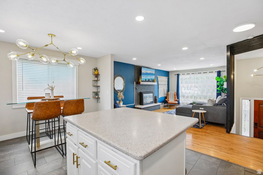 Image 15 of property listing at 4547 S MADISON AVE, South Ogden, UT 84403