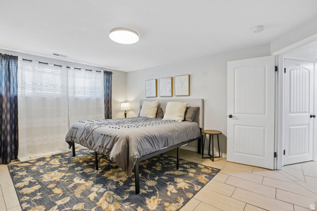 Image 22 of property listing at 4547 S MADISON AVE, South Ogden, UT 84403