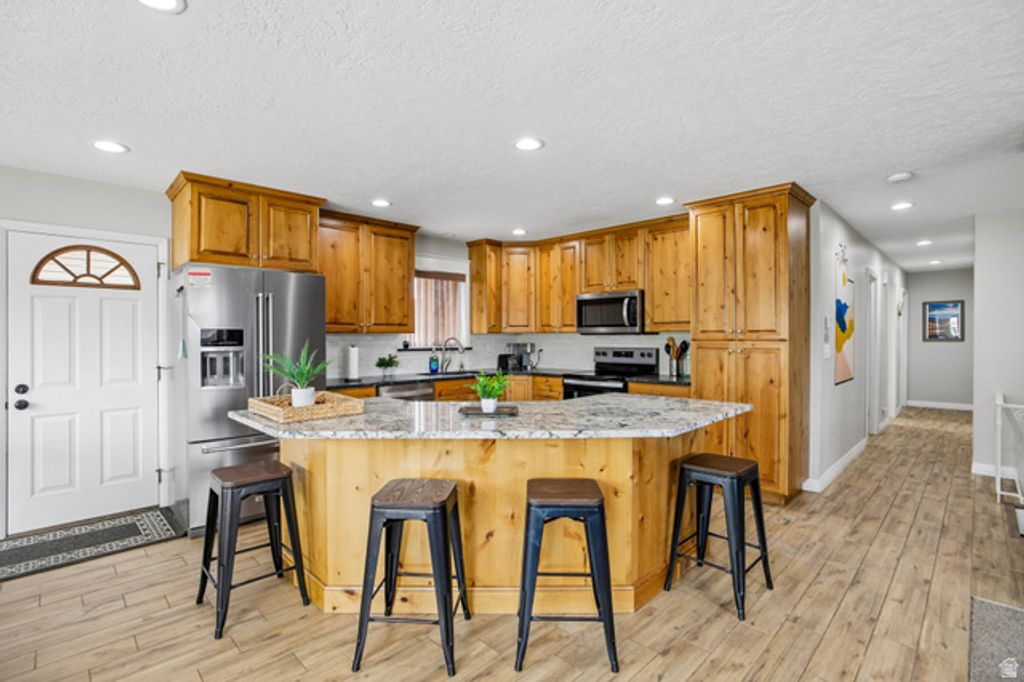 Image 34 of property listing at 4547 S MADISON AVE, South Ogden, UT 84403