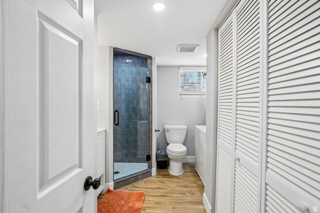 Image 47 of property listing at 4547 S MADISON AVE, South Ogden, UT 84403