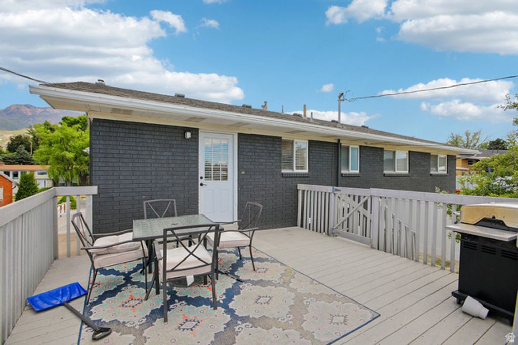 Image 60 of property listing at 4547 S MADISON AVE, South Ogden, UT 84403