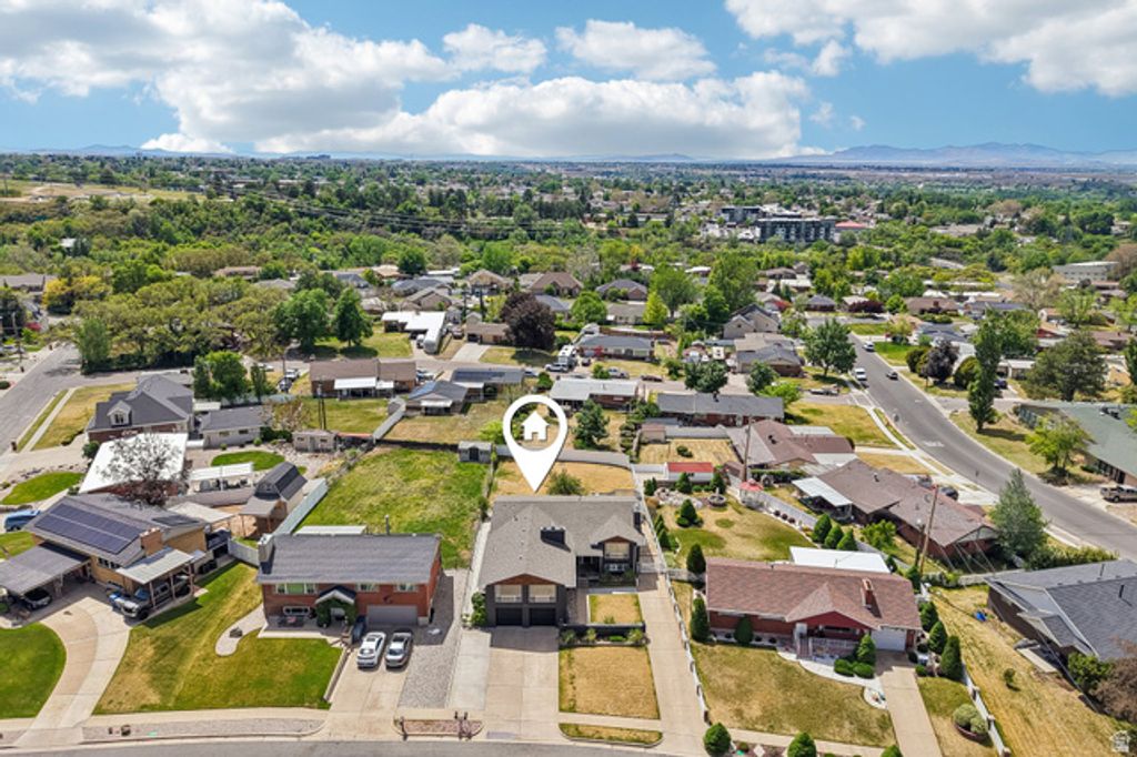 Image 69 of property listing at 4547 S MADISON AVE, South Ogden, UT 84403