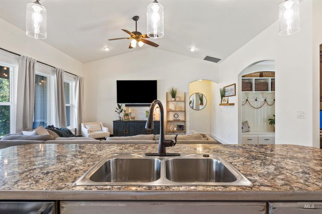 1378 Misty Meadows Ct, Twin Falls, ID 83301