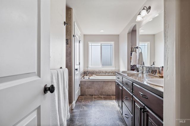 1378 Misty Meadows Ct, Twin Falls, ID 83301