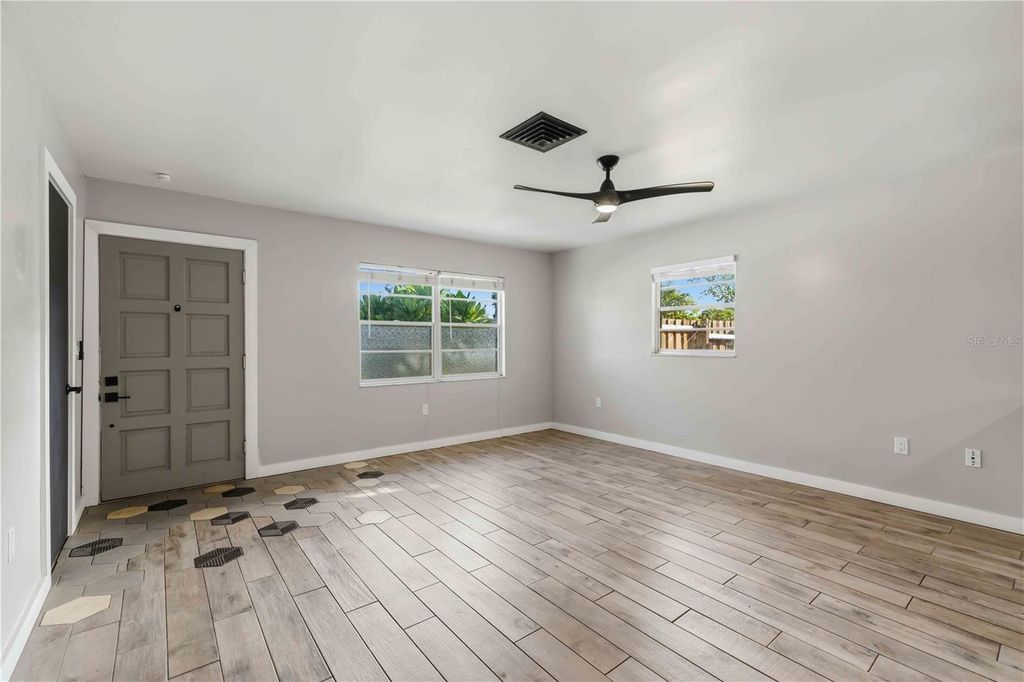 904 66TH AVENUE W, BRADENTON, FL 34207 — photo 4