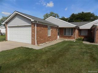 19121 WALDORF Street, Roseville, MI 48066