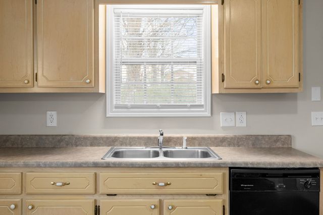 208 Chapel St Apt A, Clarksville, TN 37042