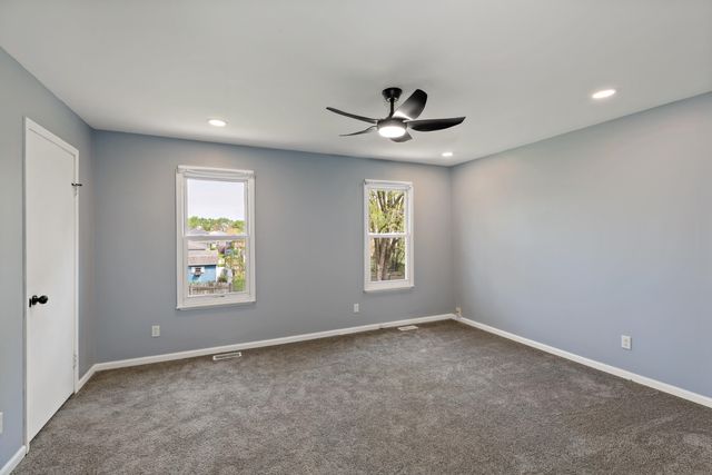 1106 W 61st Avenue, Merrillville, IN 46410