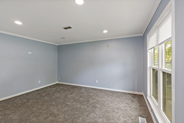1106 W 61st Avenue, Merrillville, IN 46410