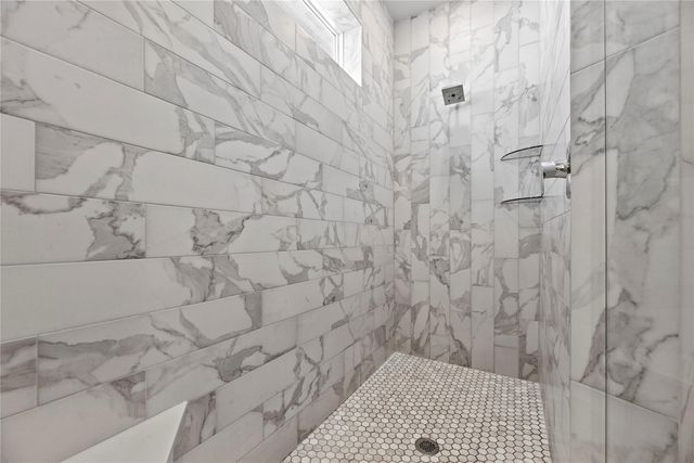 10909 Upland Retreat Drive, Houston, TX 77043