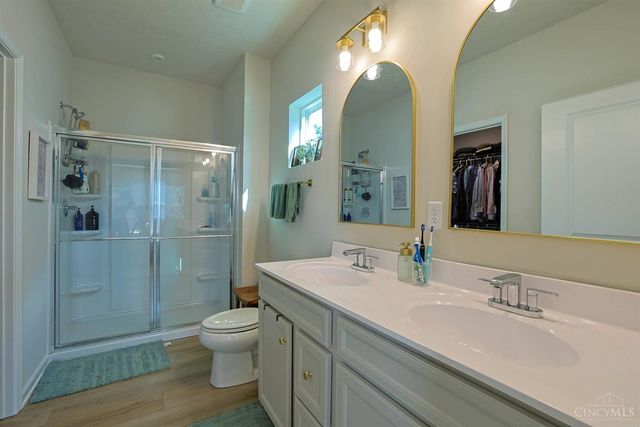 2356 Streamside Drive, Batavia, OH 45103