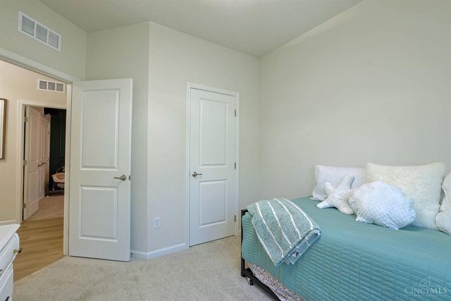 2356 Streamside Drive, Batavia, OH 45103