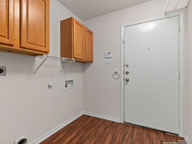 102 Lindseys, San Antonio, TX 78258