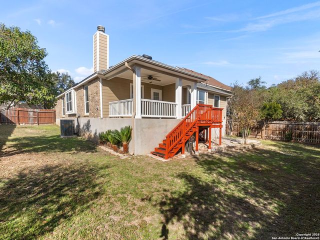 102 Lindseys, San Antonio, TX 78258