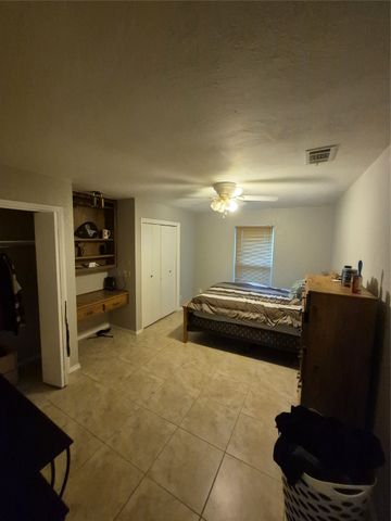 2008 Iron Horse Court, Arlington, TX 76017