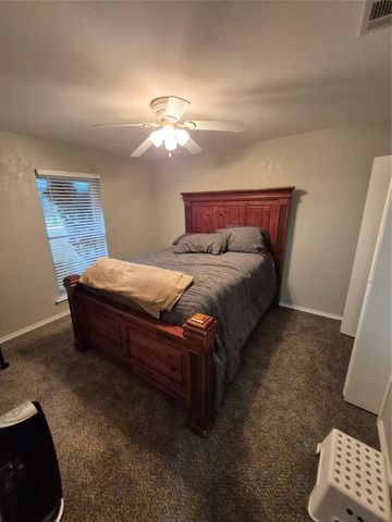 2008 Iron Horse Court, Arlington, TX 76017