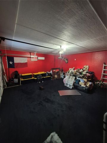 2008 Iron Horse Court, Arlington, TX 76017