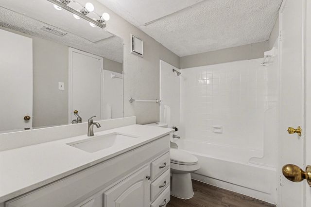 3621 W Northgate Drive 230, Irving, TX 75062