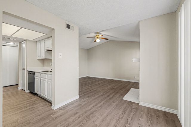 3621 W Northgate Drive 230, Irving, TX 75062