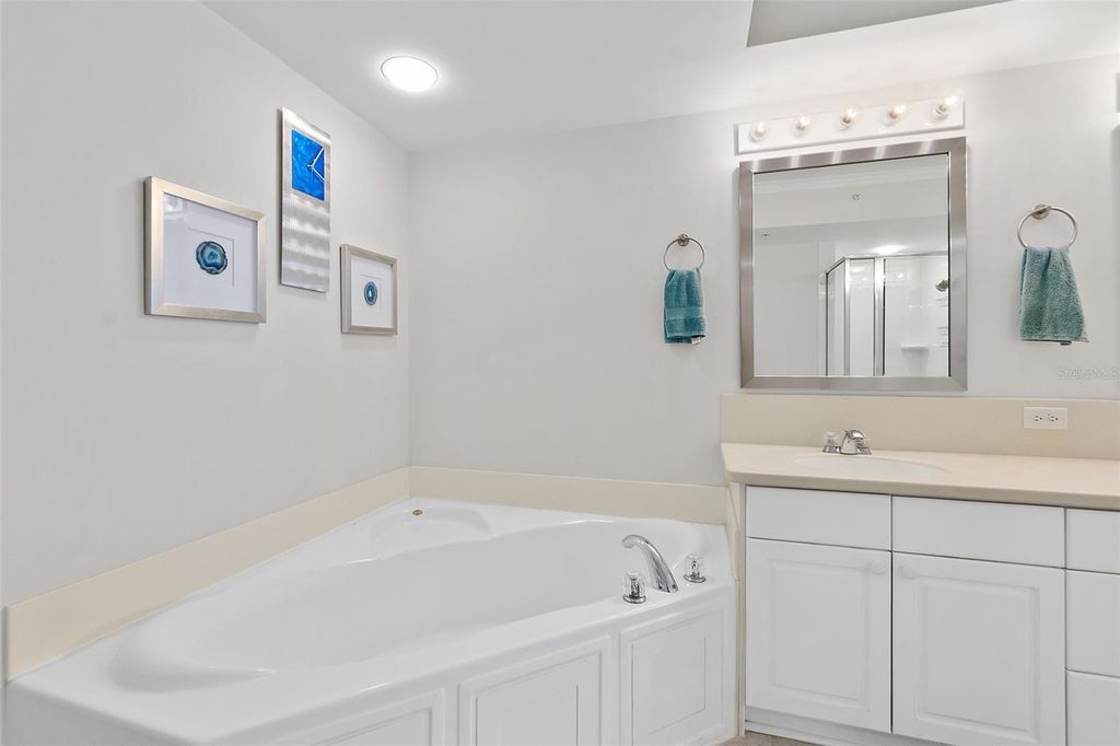 Image 26 of property listing at 2055 S ATLANTIC AVENUE 1002, Daytona Beach, FL 32118