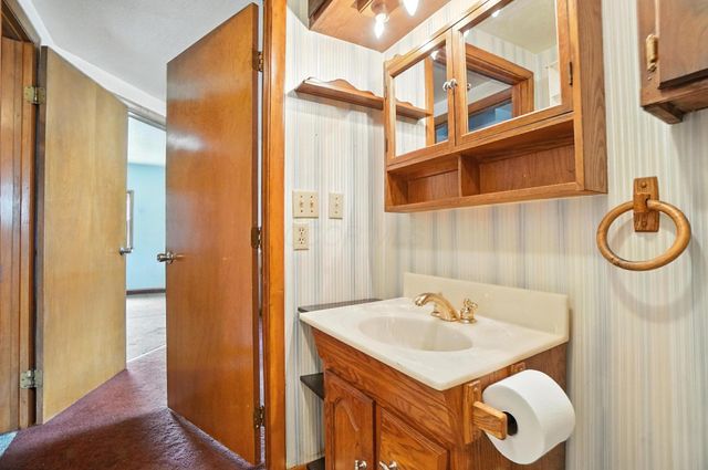 99 N Williams Street, Newark, OH 43055