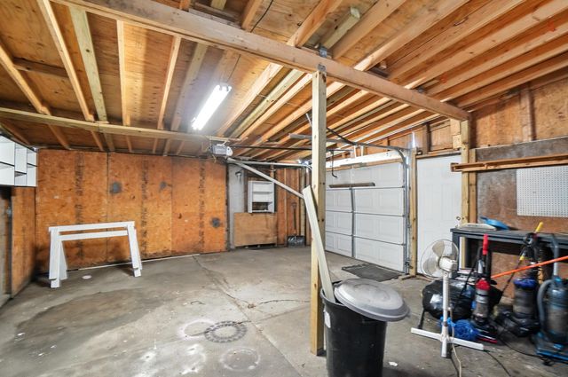 99 N Williams Street, Newark, OH 43055