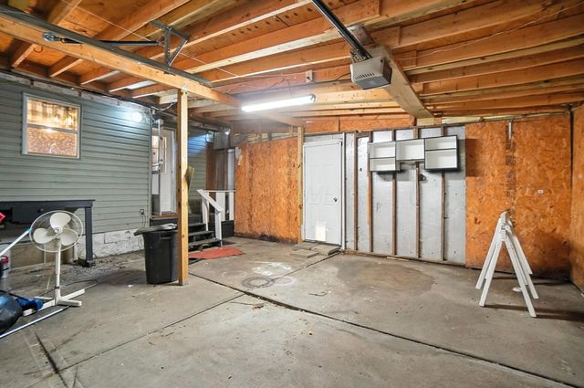99 N Williams Street, Newark, OH 43055