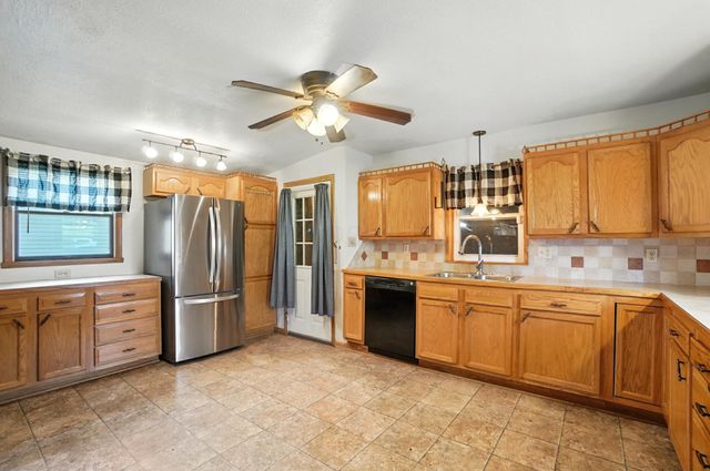 99 N Williams Street, Newark, OH 43055