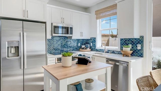 4560 S Forsyth Paseo, Ontario, CA 91762