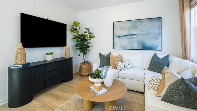 4560 S Forsyth Paseo, Ontario, CA 91762