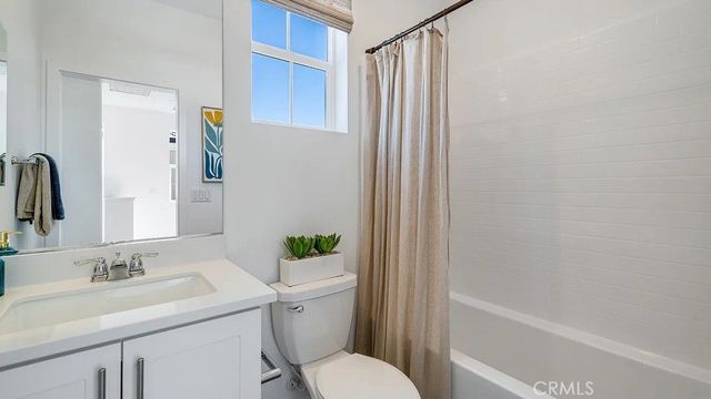 4560 S Forsyth Paseo, Ontario, CA 91762