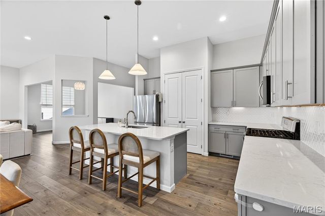 218 Carlton Point Drive, Wentzville, MO 63385