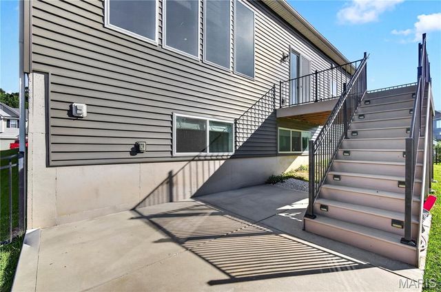 218 Carlton Point Drive, Wentzville, MO 63385