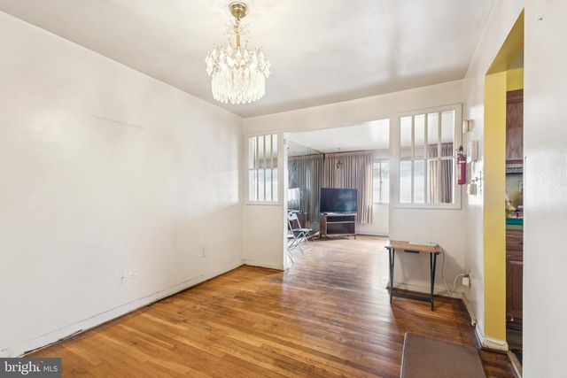 1328 W ST NE, Washington, DC 20018