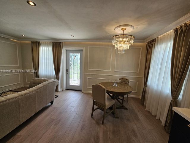 609 NE 14th Ct 609, Fort Lauderdale, FL 33304