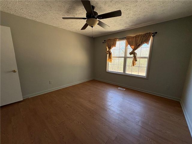 571 Ishman Ballard Road, Newnan, GA 30263