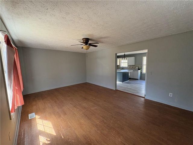 571 Ishman Ballard Road, Newnan, GA 30263