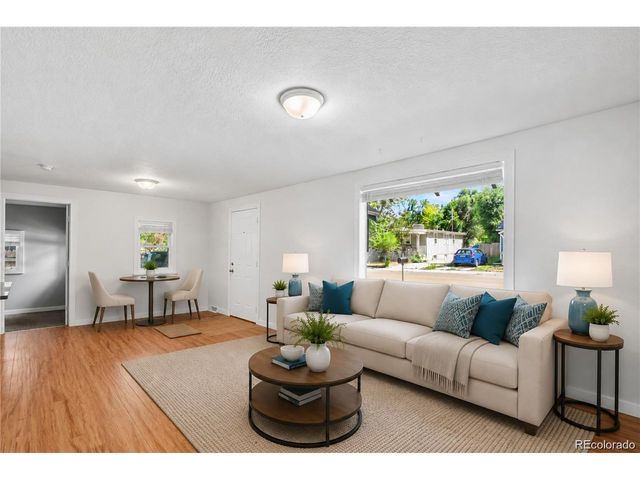 24 E 5th Ave, Longmont, CO 80504