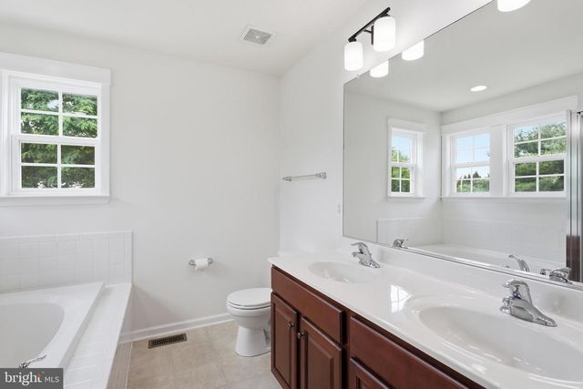 3003 SUNDOWN DRIVE, Chambersburg, PA 17202