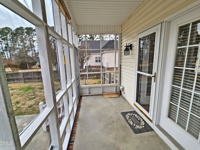 7 Edgewater Drive, Smithfield, NC 27577