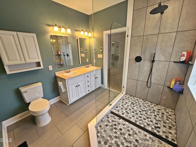 7 Edgewater Drive, Smithfield, NC 27577