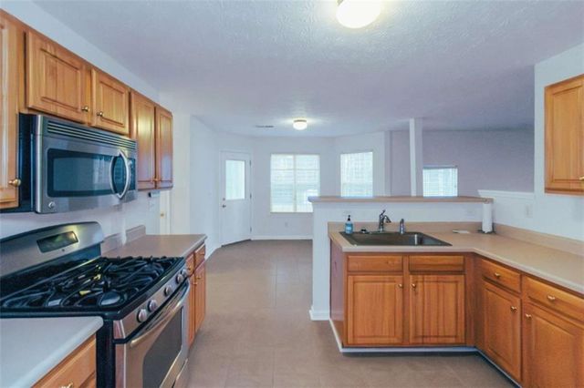 128 Northtowne Cove, Stockbridge, GA 30281