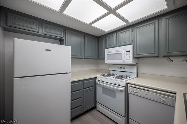 870 North Sloan Lane 204, Las Vegas, NV 89110