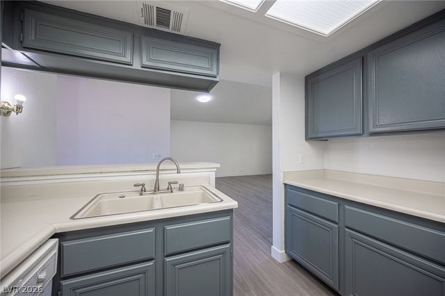870 North Sloan Lane 204, Las Vegas, NV 89110