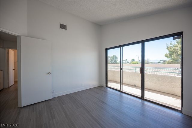 870 North Sloan Lane 204, Las Vegas, NV 89110
