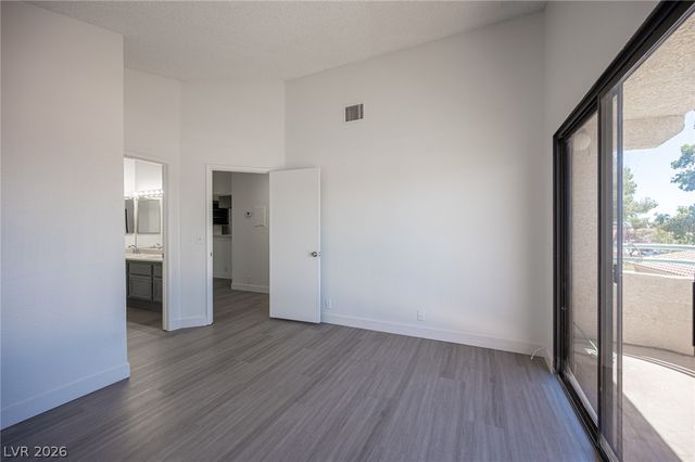 870 North Sloan Lane 204, Las Vegas, NV 89110