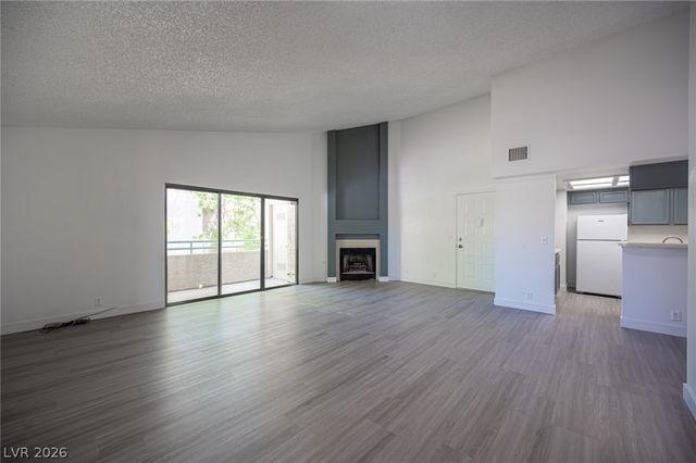 870 North Sloan Lane 204, Las Vegas, NV 89110